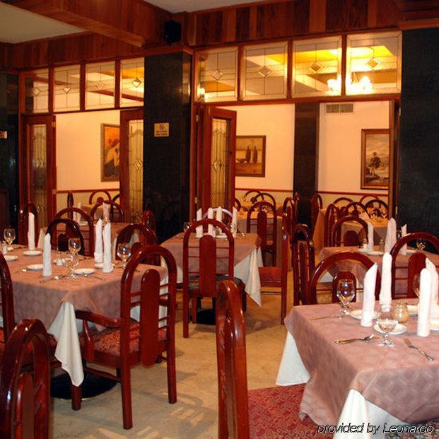 Aloha Sol Hotel And Casino Santiago De Los Caballeros Restaurant photo